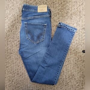 Hollister Women's Classic Blue Skinny Jeans
